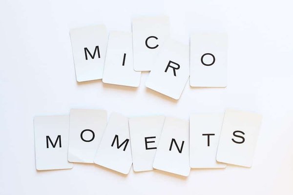 Comment utiliser les micro-moments pour améliorer la pertinence de vos messages marketing ?