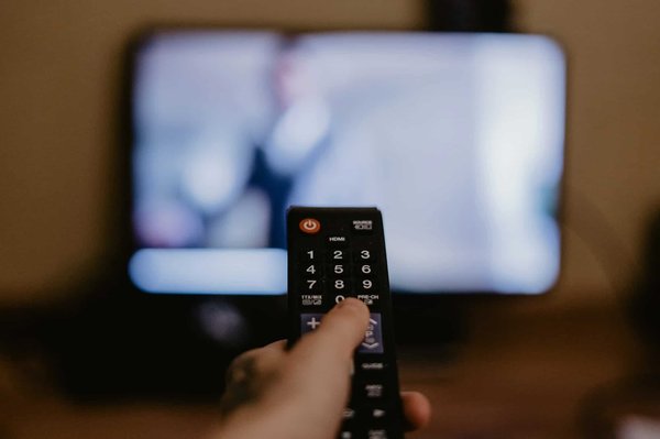 Découvrez comment regarder la TV en direct gratuitement sur Internet
